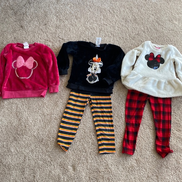 Minnie Mouse Fleece Sets - Halloween & Christmas - Picture 1 of 5